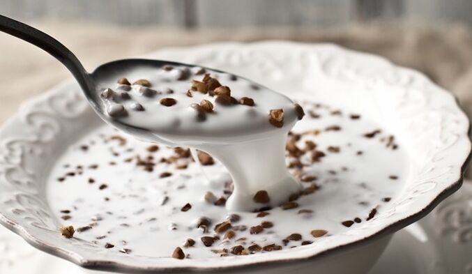 Grano saraceno imbevuto di kefir